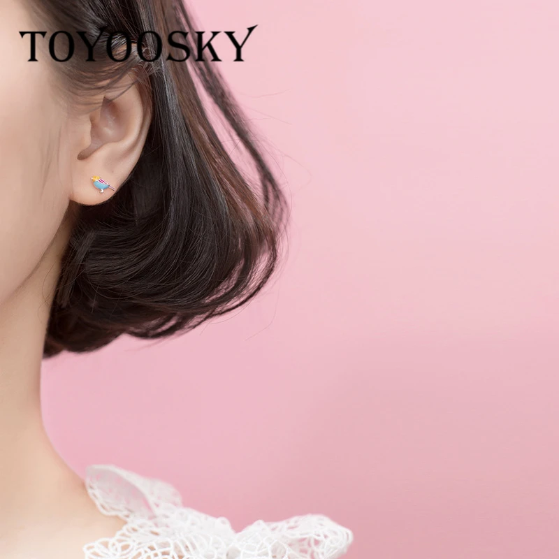 Женские серьги гвоздики TOYOOSKY из серебра 100% пробы с матовой маленькой