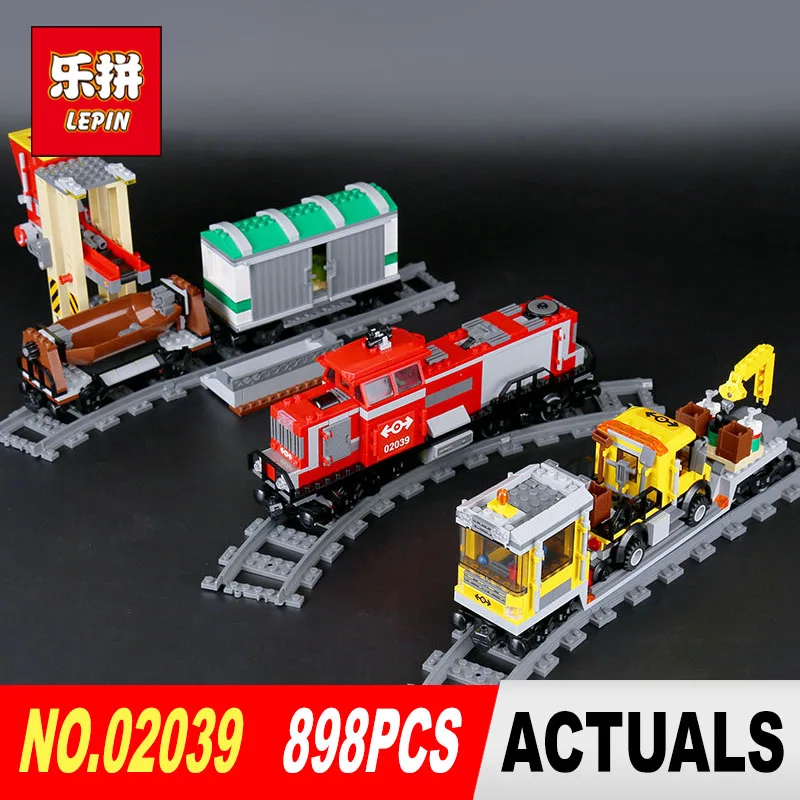 

Lepin 02039 Genuine City Series 898Pcs The Red Cargo Train Set 3677 Building Blocks Bricks Educational Toys for Children