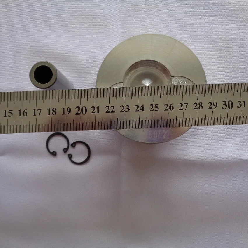 178F Piston Assembly 06