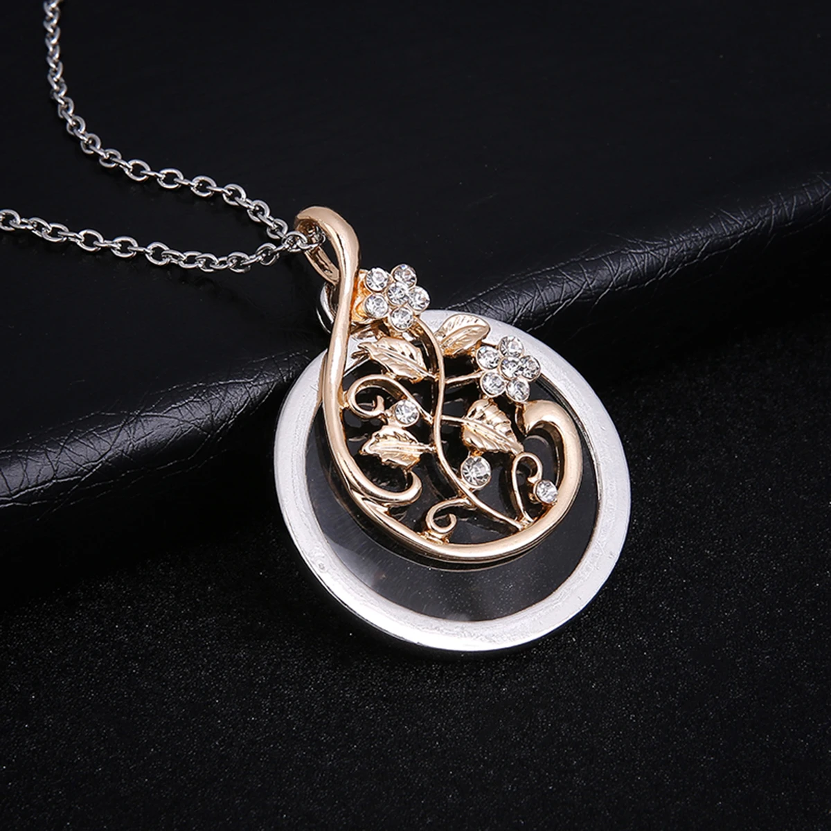Retro Antique Statement Necklace Shellhard Crystal Cat Magnifying Glass Pendant Long Chain Necklace Fashion Jewelry For Women