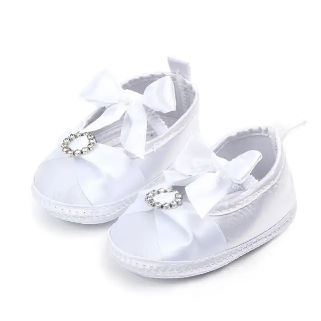 infant white shoes girl