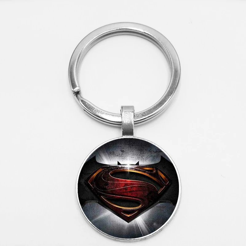 

1pcs Classic Batman PK Superman Time Glass Pendant Keychain Fashion Glass Gem Pendant Private Custom