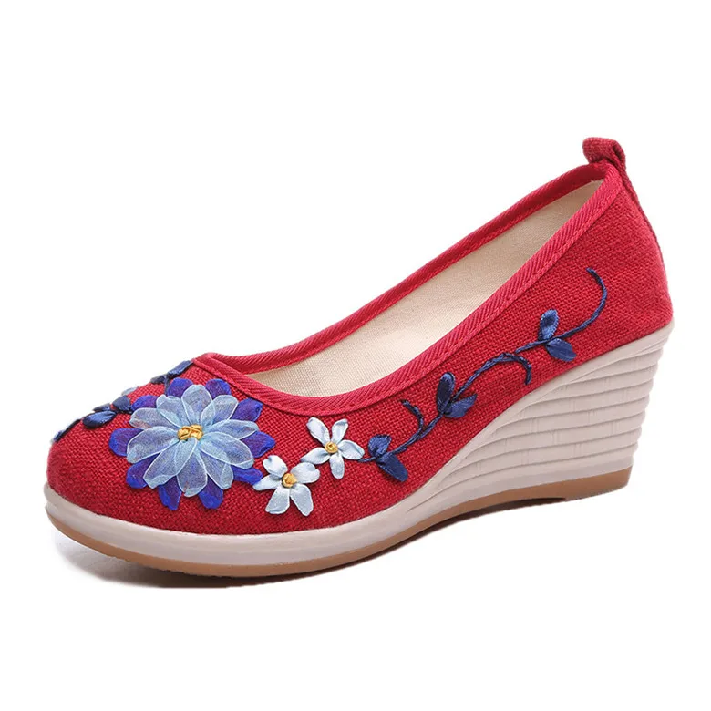 TIMETANG Для женщин насосы льняная обувь Винтаж цветочной вышивкой тканевые туфли на танкетке женские туфли на платформе; Zapatos MujerE174 - Цвет: Красный