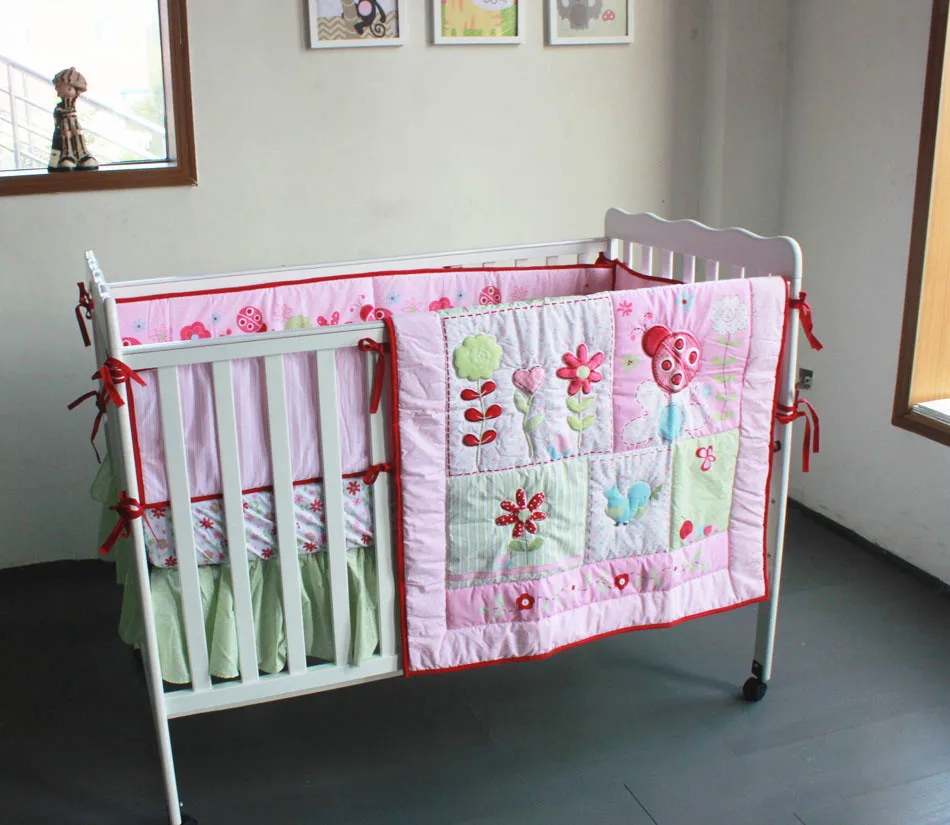 

Promotion! 4PCS embroidery Animals Baby Cot Crib Bedding Set Quilt Bumper ,include(bumper+duvet+bed cover+bed skirt)