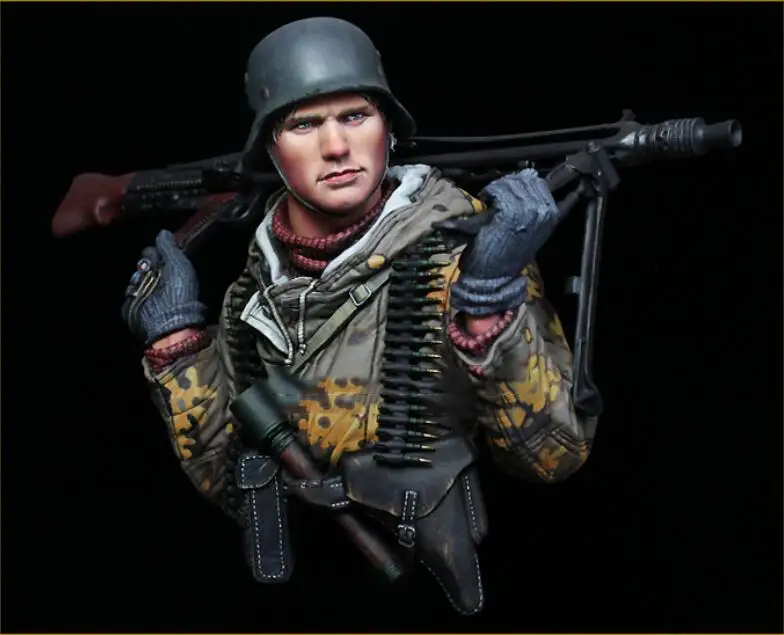 

1/10 Resin Model Building Kit Bust Gunner