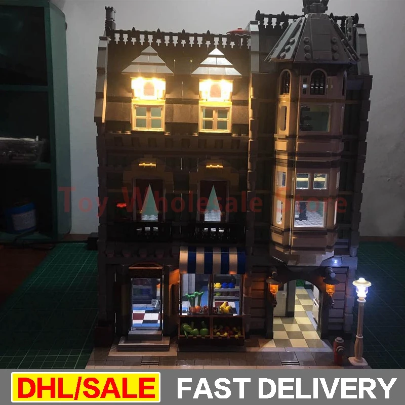 LEPIN 15008 DIY LED Light City Street Green Grocer Model Building Kit Set Blocks Bricks Toys Gift legoings toys Clone 10185