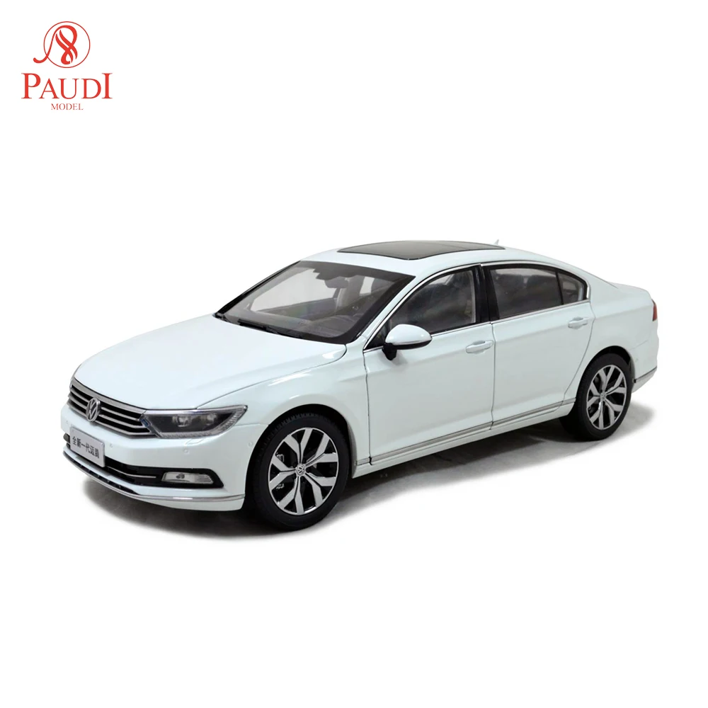 Модель Paudi 1/18 1:18 Масштаб VW Magotan(Passat B8) белая литая модель автомобиля игрушка модель автомобиля открываются двери