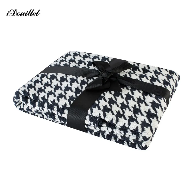 

iDouillet Black Houndstooth Pattern 100% Cotton Knitted Throw Blanket for Bed Sofa Couch Chair Rugs Decorative Oversized 50"x70
