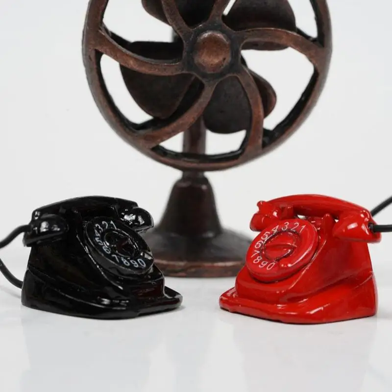

Dongzhur Home Model Accessories Red And Black Two-color Selection Mini Small Phone Doll Furniture Accessories 1：12 Doll House Ac