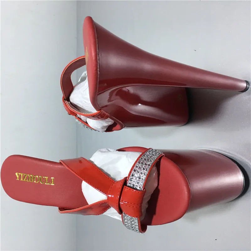 Plate Magnifique Fait À Mariage De Inhabituel Femmes Hauts Strass 8 Blanc Des Talonnettes Pouce Main Chaussures Talons Rouge 20 Pantoufles forme Cm La qUtzTnp