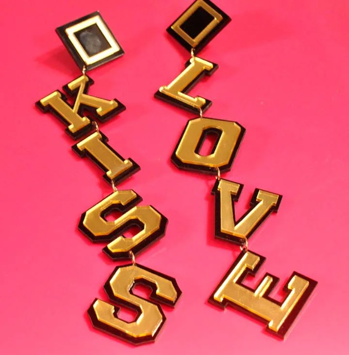 

Big Long Gold Acrylic Letter Kiss Love Earrings Female Fashion Club Hip Hop Jewelry Accessories
