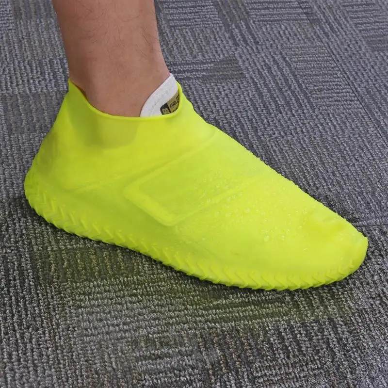 1 пара туфли для многократного применения крышки Водонепроницаемые силиконовые дождевые башмачки коврики для стола или пола для внутреннего наружного 3 размера Резиновая обувь дождевик
