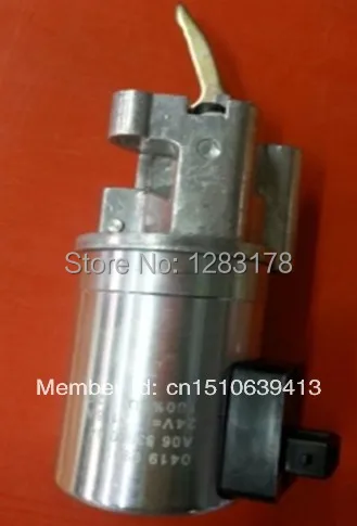 Free shipping! Deutz BFM2013 Fuel Shutdown Solenoid Valve 04199903 / 0419 9903 Diesel Engine Parts