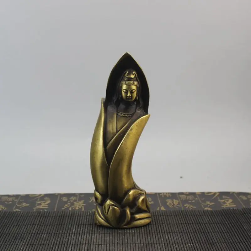 

Antique old Handmade carved Guanyin buddha staue ornaments,Hand-carved crafts,best collection& adornment,Free Shipping