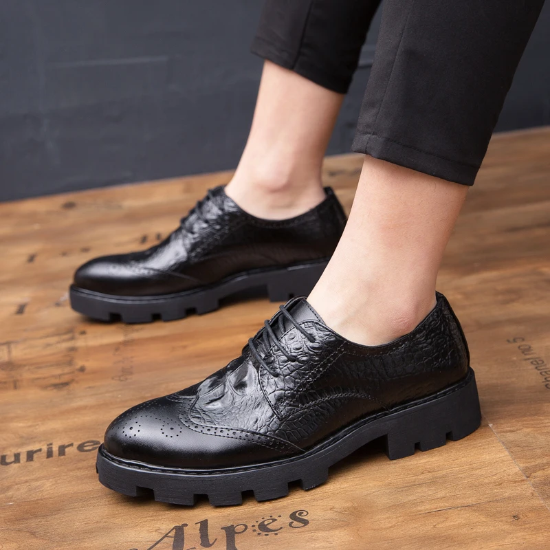 

Fashion Oxford Business Men Shoes outdoor breathable Soft Men Formal Shoes Pointed Toe lace up Luxury brand Leather Oxford Shoes