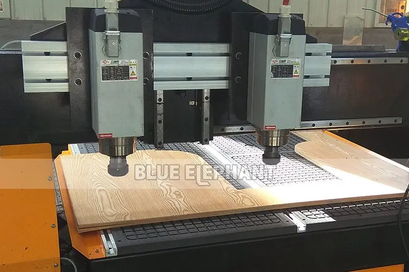 detail-for-1115-cnc-wood-machinery-designed-with-2-spindles-1