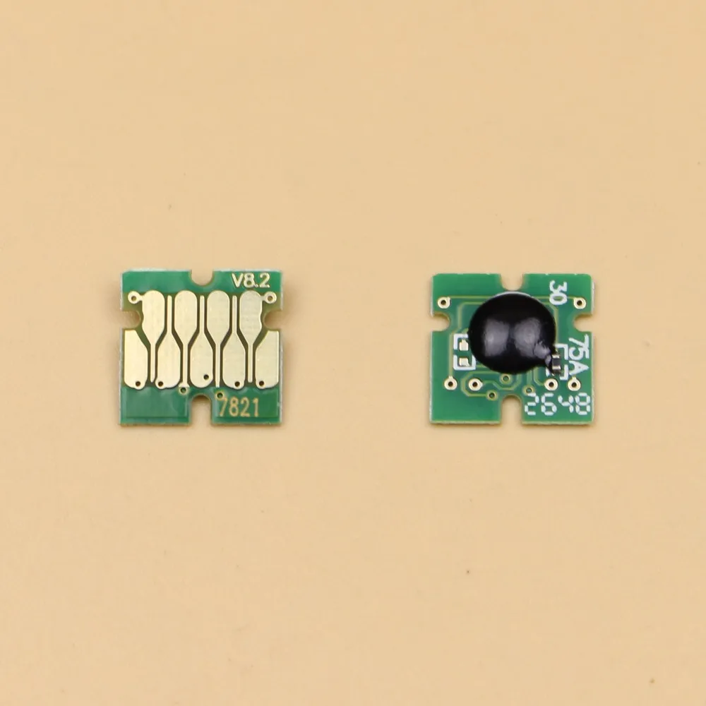 1  new D700 cartridge chip 09