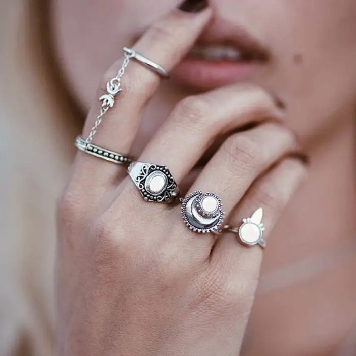 

Knock New Fashion Boho National Style Jewelry Retro Bohemian Siamese Chain Mittens 4pcs/Set Rings Sun Moon Silver gold Ring