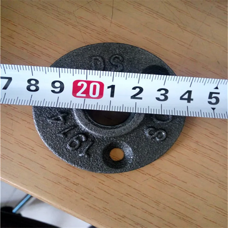 Iron FloorWall Flange Malleable Cast Iron Pipe Fittings BSP Threaded  (16)