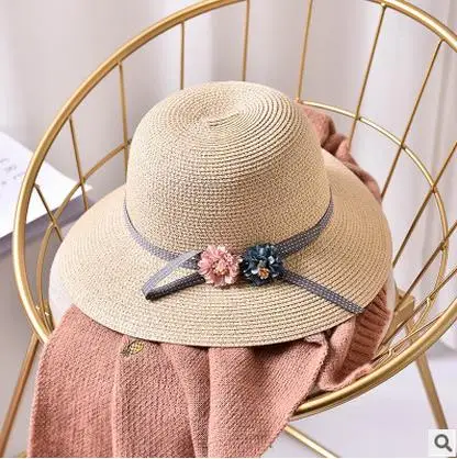 Children beige Детская соломенная шляпа широкие свисающие поля цветы Детские Девочки Пляжные Шляпы Складные родитель-ребенок лук путешествия открытый дети шляпа от солнца XL362 - Цвет: Children beige