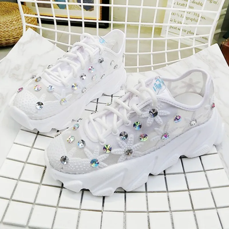 

Women White Sneakers Fashion Rhinestone Ladies Platform Shoes Summer Breathable Flower Woman Casual Shoes zapatillas mujer