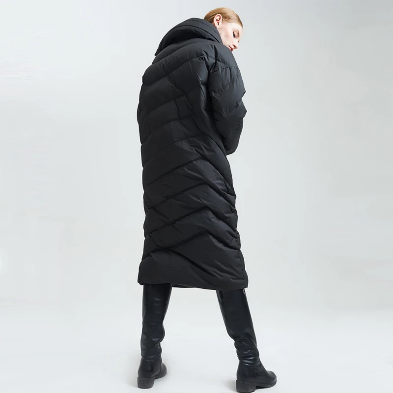 YNZZU белый утиный пух женские зимние пальто модные черные с длинным рукавом на молнии Брендовые повседневные пуховики Большой размер высокое качество AO251