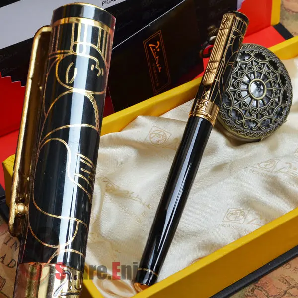 

PICASSO 902A BLACK AND GOLDEN MEDIUM NIB FOUNTAIN PEN DREAM SERIES