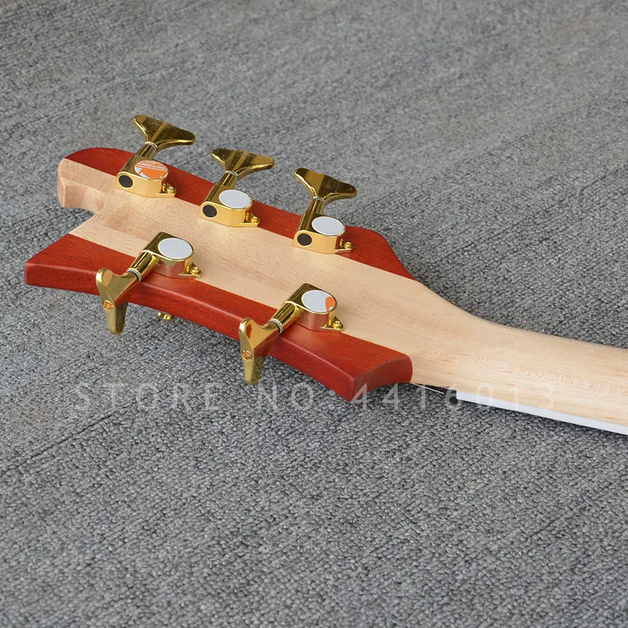 Rickenback-bass-5-string7