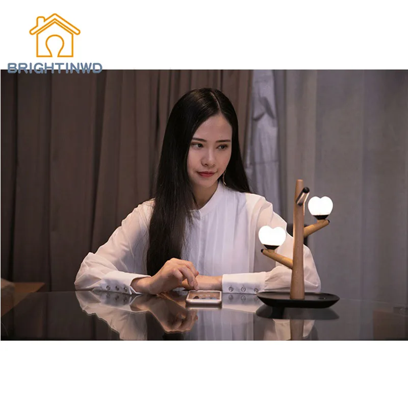 

BRIGHTNWD Than Heart Tree Charging LED Night Light Solid Wood Bracket Bed Head Love Atmosphere Lamp Porch Sensor Light