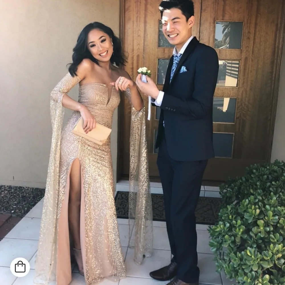 0801-Sexy V-Neck African Prom Dress With Split 2019 Sparkly Rose Gold Sequin Long Sleeves Evening Gowns Long Formal Party Dresses