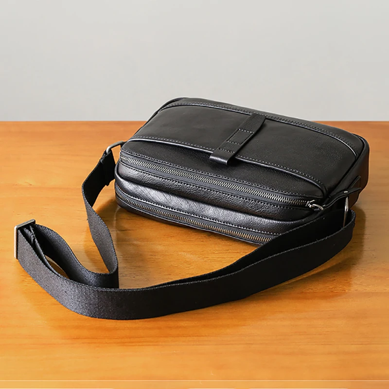 AETOO Handmade single shoulder bag male leather soft leather fashion casual oblique cross bag men's head layer Cow handbag