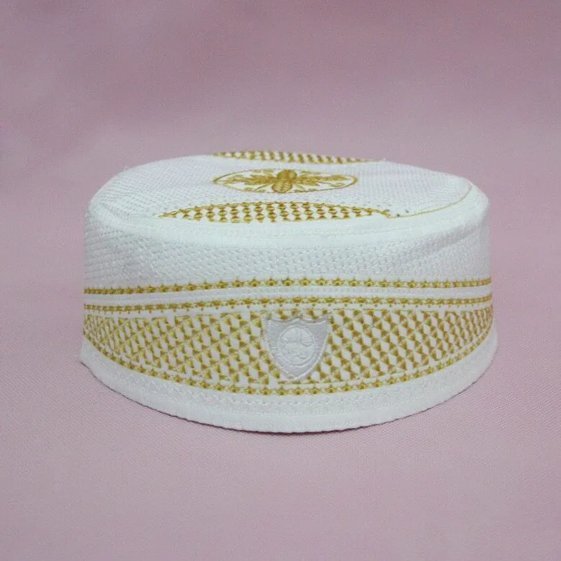 

Exquisite Islam Hijab Golden Embroidered Muslim Hat Turban Muslim Simple Jewish Ropa Arabe Hombre White yarmulke jewish kippah