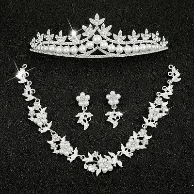 Hot Sale Sliver Plated Rhinestone Crystal Necklace+Earrings+Tiara 3pcs Jewelry Set For Bride Bridal Wedding Accessories (15)