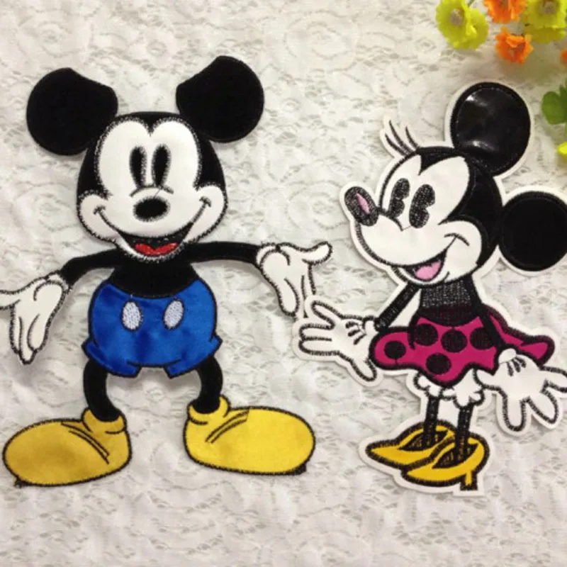 

4pcs Cartoon Minnie Mickey Patch Embroidered Patches For Celeb Dress Blouse Accessories Blouse Appliqued Badge parches bordados
