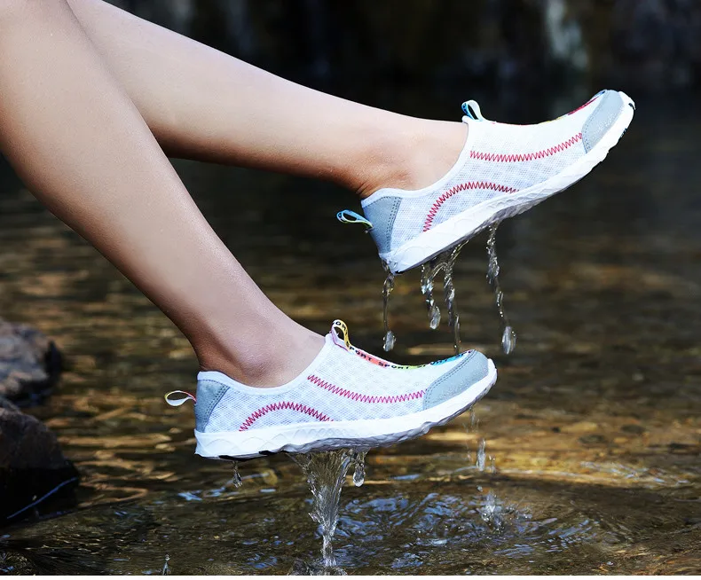 2019 summer Water Shoes Men Sneakers Quick-drying Swimming Shoes for Women Lightweight Outdoor Shoes Summer Breathable Aqua Shoes (19)
