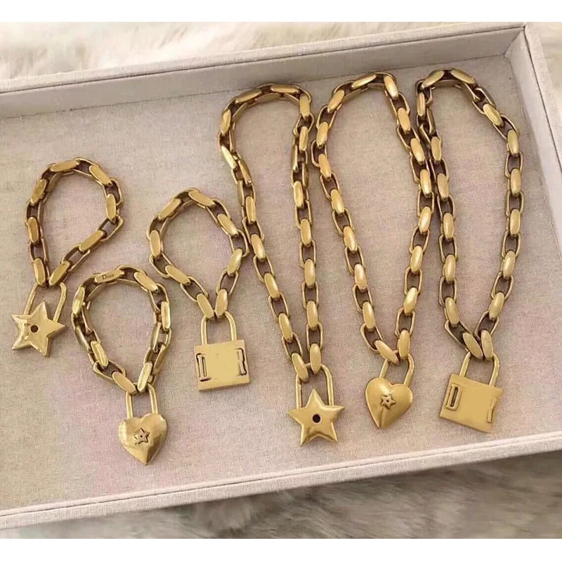 

Hot Brand Fashion Jewelry For Women Gold Color Thick Chain Neckalce Gold Color Lock Necklace Cute Pendants Party Necklace