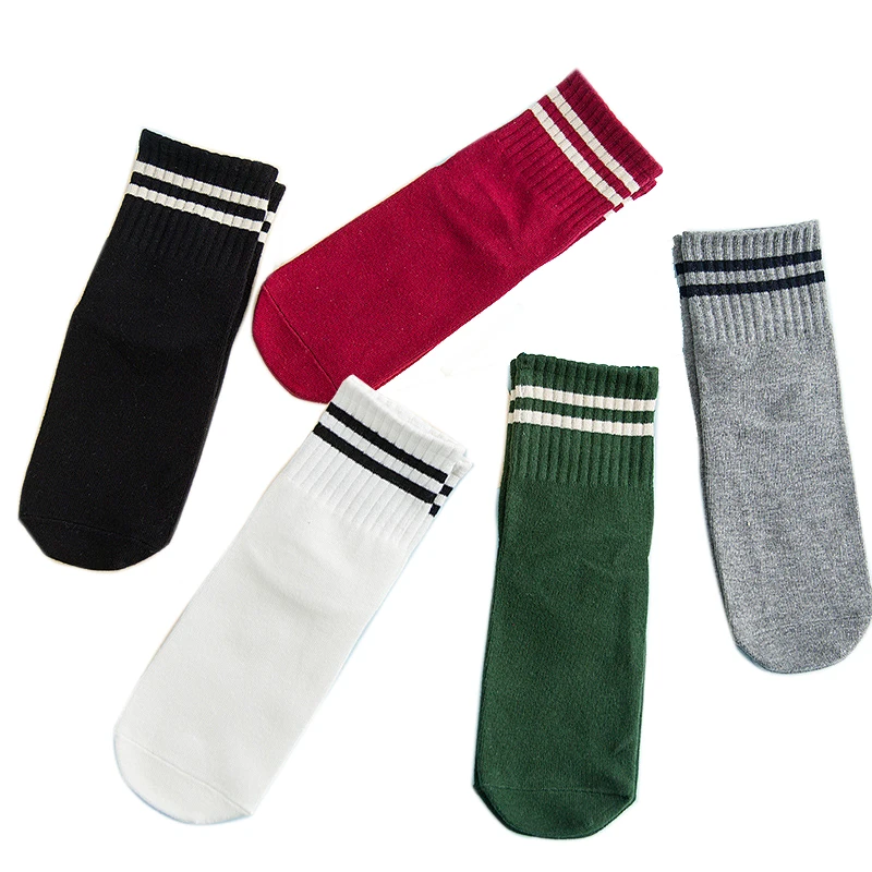 

2019 New Women Funny Two Stripes with Embroidery SMILE Letter Socks Fashion Skateboard Socks Cotton Harajuku Sox Couples Meias