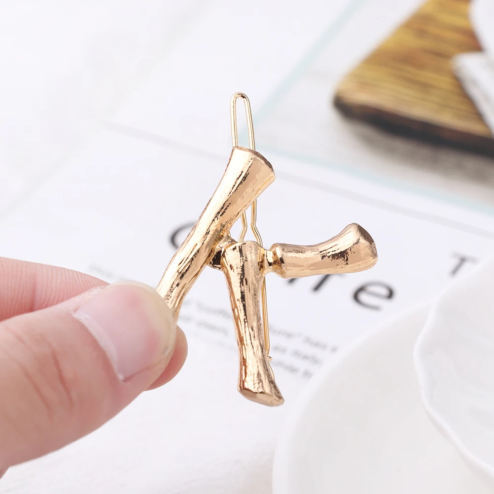 

Fashion Gold-color Metal Letter Modeling Hairpins for Girl Women Lovely Hair Clips Hair Pins Cute Headwear Barrettes Hair