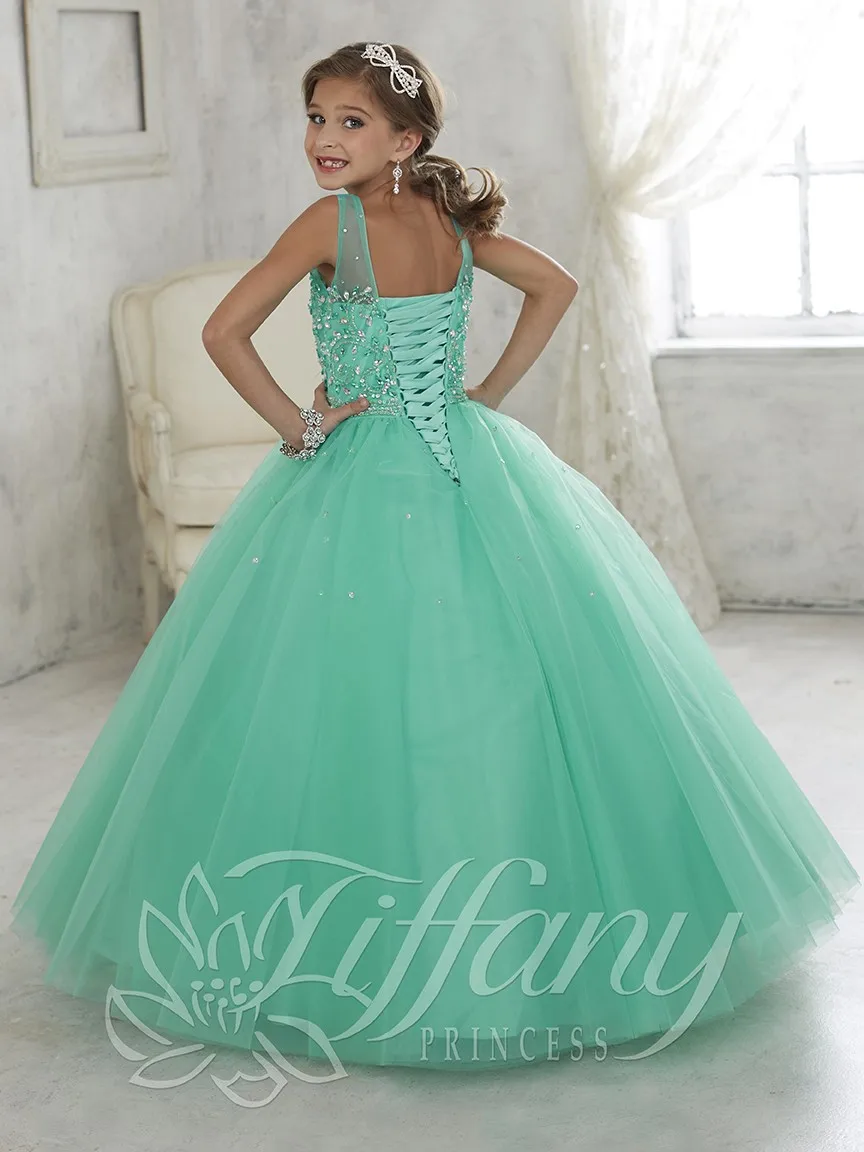 2019 year looks- Evening kids gowns 2019 year for lady- Evening kids gowns