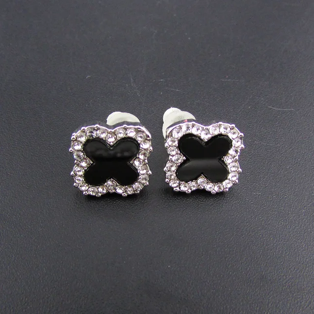 Black Clover Earring Brincos Four Leaf Elegant Stud Black Clover Earring Brincos Four Leaf Elegant Stud Two Colors