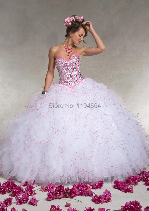 нежное свадебное платье. Ball gown свадебные платья. пудровое свадебное платье. платье омбре. Pink white dress.