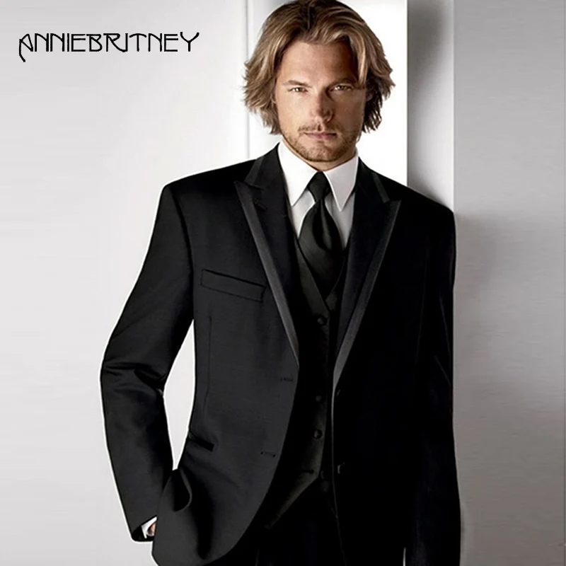 affd58b3ad6f085b53f7365e2ba47141--men-wedding-suits-wedding-tuxedos