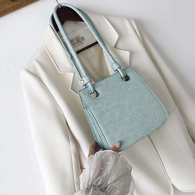 

Retro Candy Color Handbag 2019 New Crocodile Pattern Small Square Shoulder Messenger Bag Brand Designer Crossbody Bag for Lady