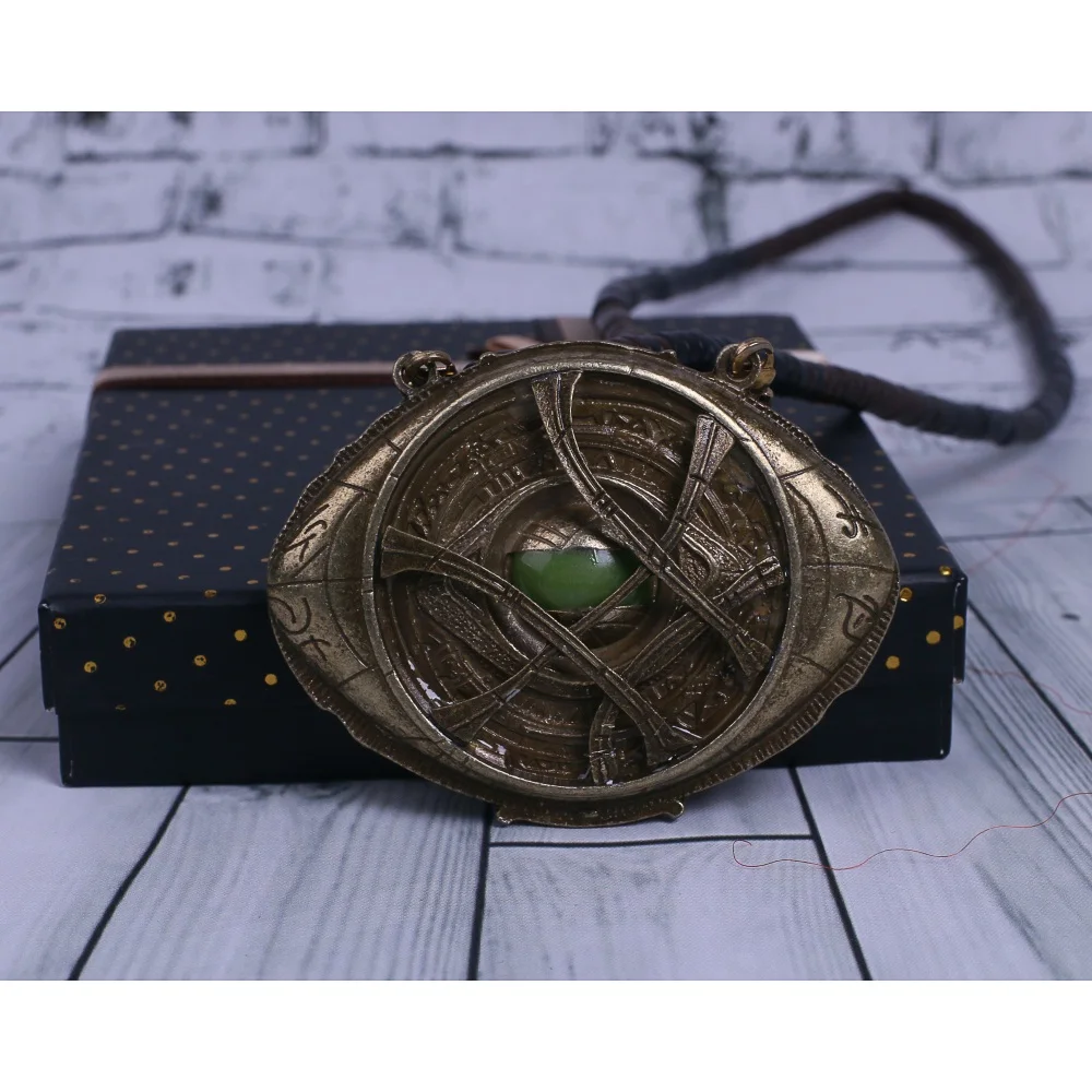 Marvel Movie Doctor Strange Necklaces Fluorescence light Cosplay Steve Halloween Costume Alloy Necklaces  Prop (2)