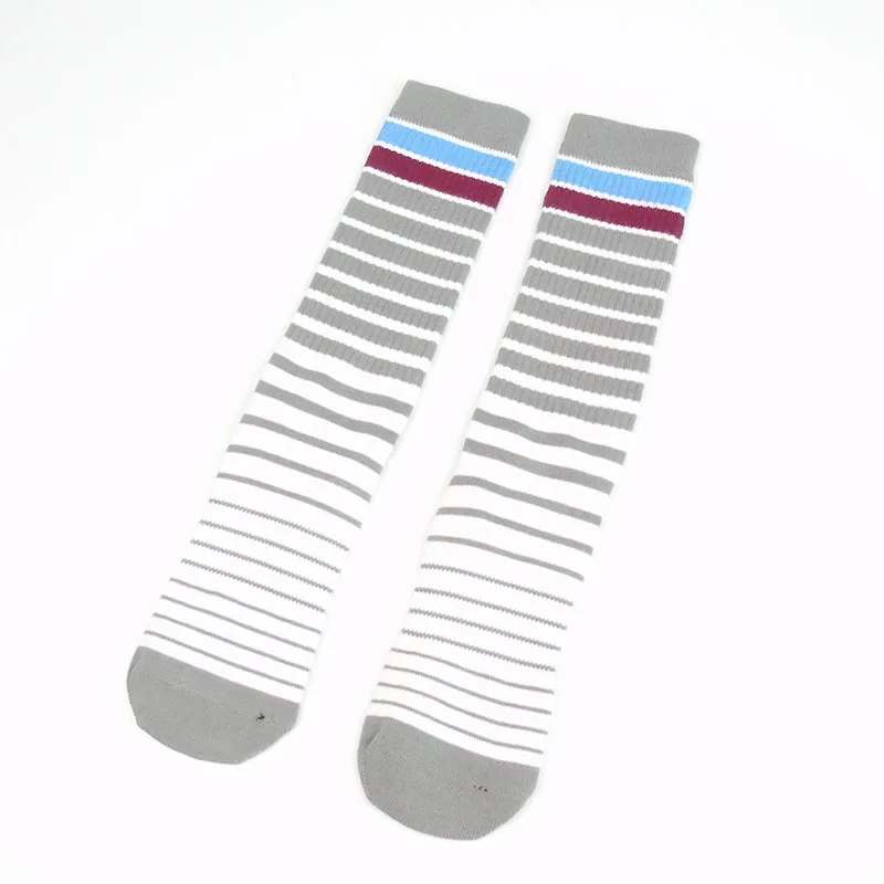 

Socks Men Sport Sock with Striped Prints Skate Basketball Running Cycling Socks Compression Comfort Fit Performance Grey Sock