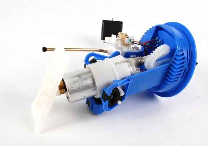 Free shipping wholesale new Electric Fuel Pump for BMW 3 Series 318i