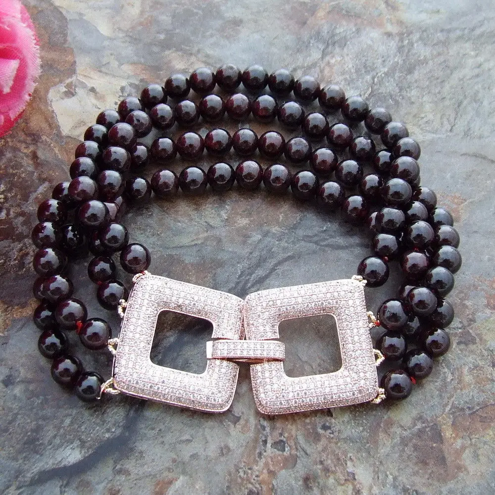 

FC101911 8" 4 Strands Natural Round Garnet Bracelet CZ Clasp