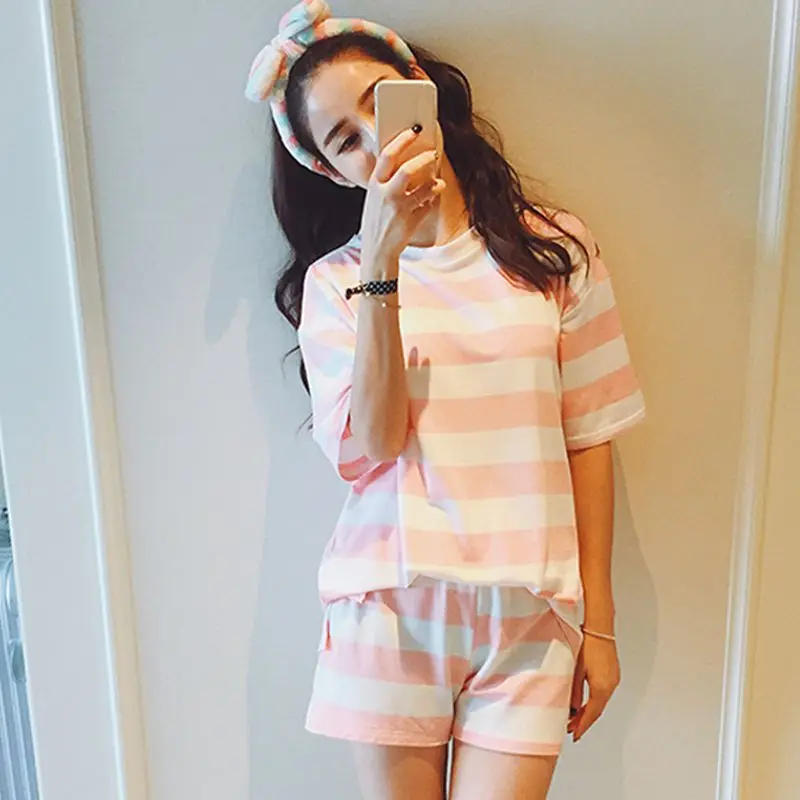 

Round Neck Striped Print Top Shorts Pajama Set Casual Sleepwear Woman Short Sleeve Pajama Set