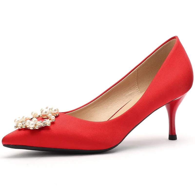 Women Wedding Shoes High Heels Shoes Woman Bride Silk String Bead Thin High Heels Pint Toe Slip On Elegant Crystal Red Pumps - Цвет: red6.5cm