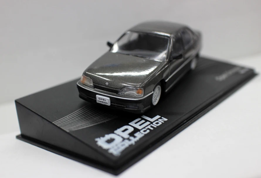 Завод 1:43 OPEL OMEGA Игрушечная машина из сплава игрушки для детей литой модельный автомобиль подарок на день рождения